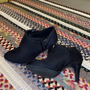 Dexflex Comfort heels